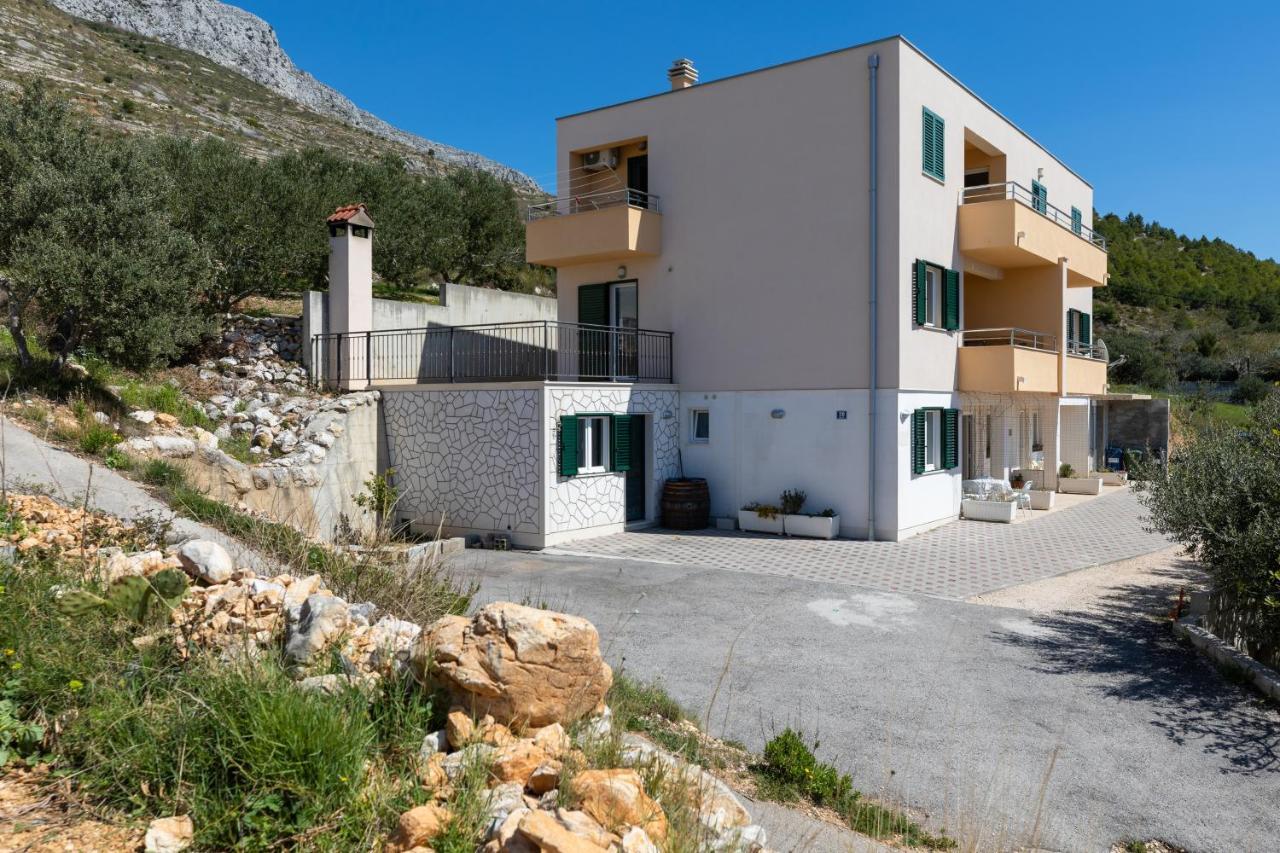 Apartments With A Parking Space Dugi Rat, Omis - 19516 Exterior photo